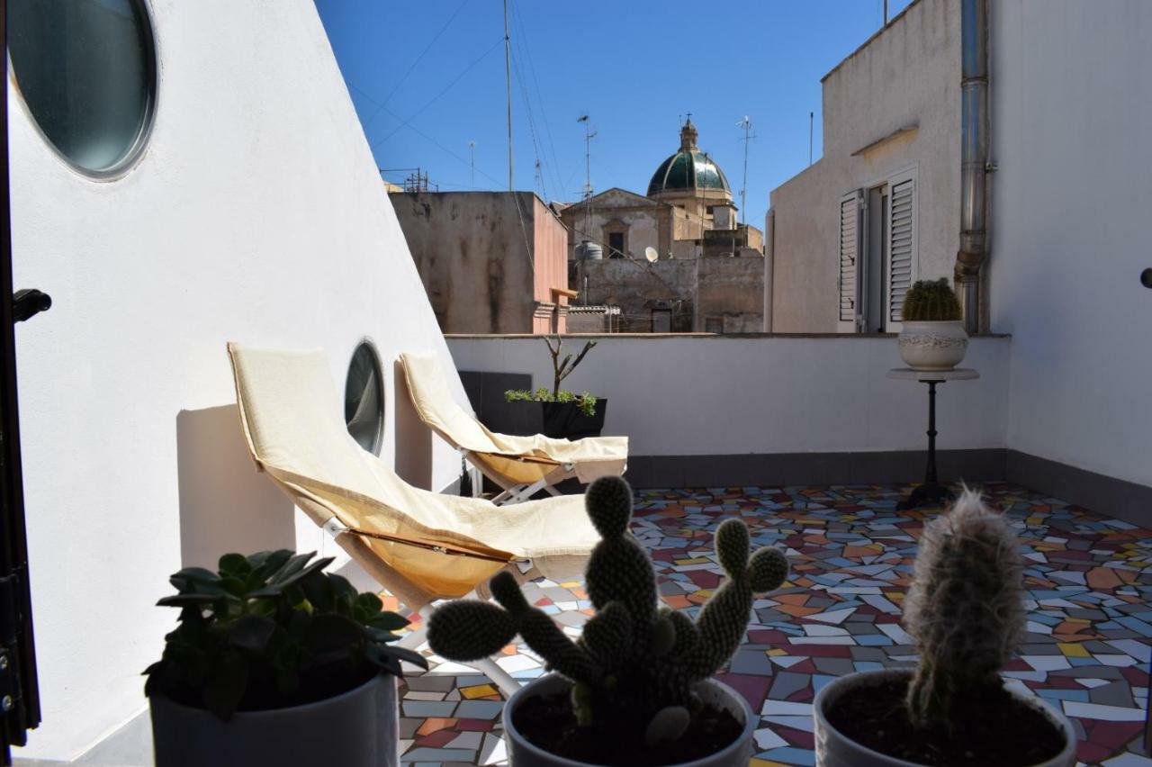 Loft 'Le Vie Del Centro' Hotel Marsala Buitenkant foto